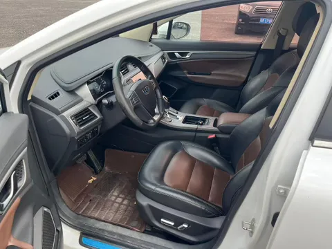 Geely Emgrand GS