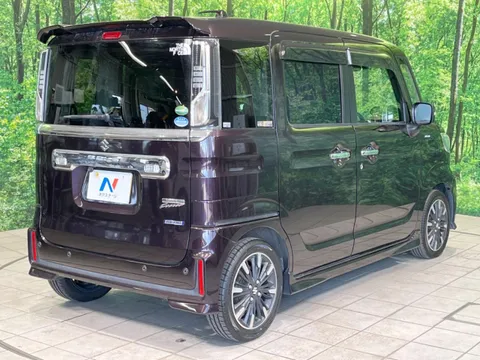 Suzuki Spacia Custom