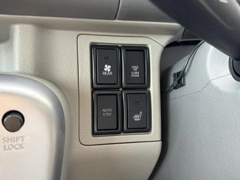 Nissan Clipper Rio