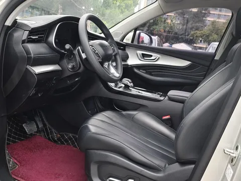 Roewe RX5