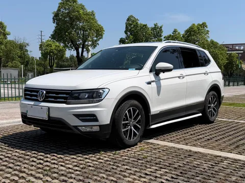 Volkswagen Tiguan L