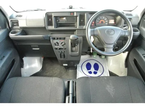 Toyota Pixis Van
