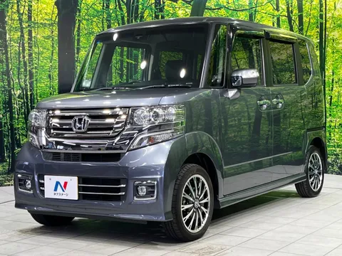 Honda N-BOX Custom