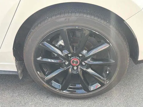 Mazda MAZDA3 Fastback