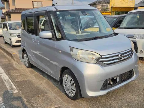 Nissan Dayz Roox
