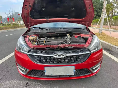 Chery Arrizo 5