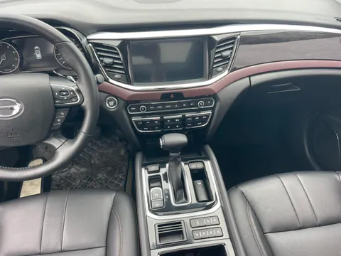 Gac GS8