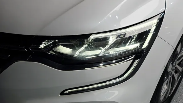 Renault Talisman (SM6)