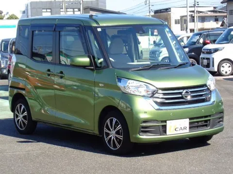 Nissan Dayz Roox