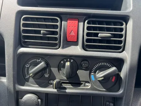Nissan Clipper Truck