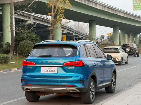 Roewe RX5