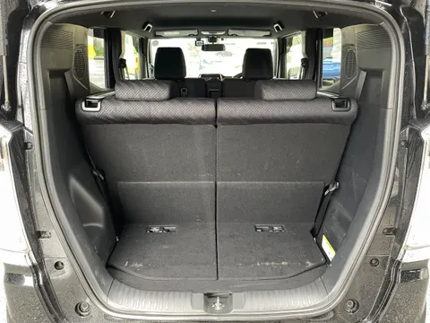 Honda N-BOX Slash