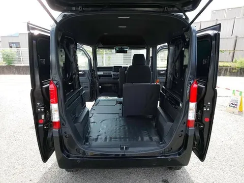 Honda N-VAN Plus Style