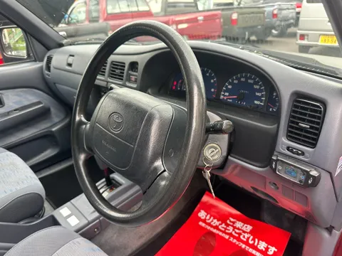 Toyota Hilux Sports Pick Up
