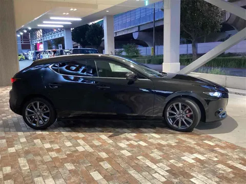 Mazda MAZDA3 Fastback