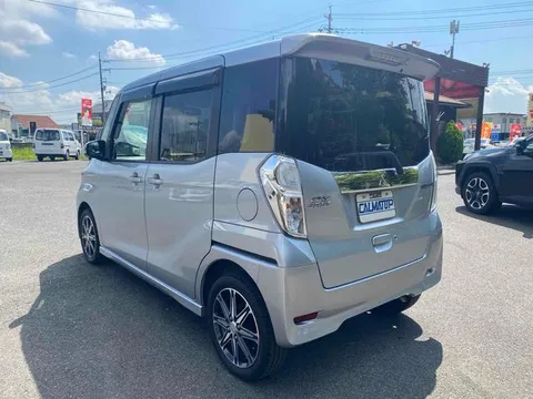 Mitsubishi eK Space Custom