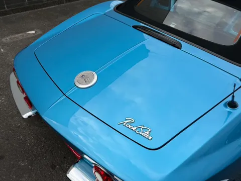 Mazda MX-5 (Roadster)