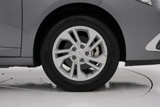 Renault SM3