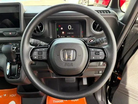 Honda N-BOX Custom