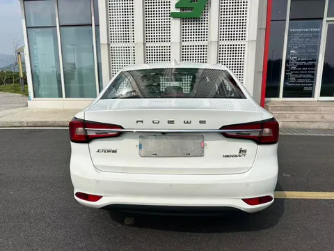 Roewe i5