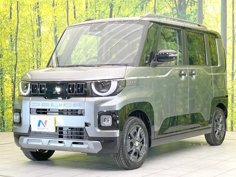 Mitsubishi Delica Mini