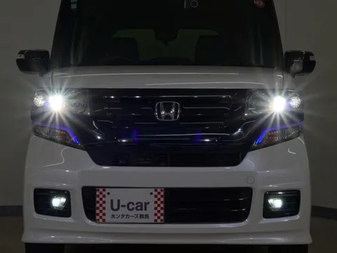 Honda N-BOX Custom