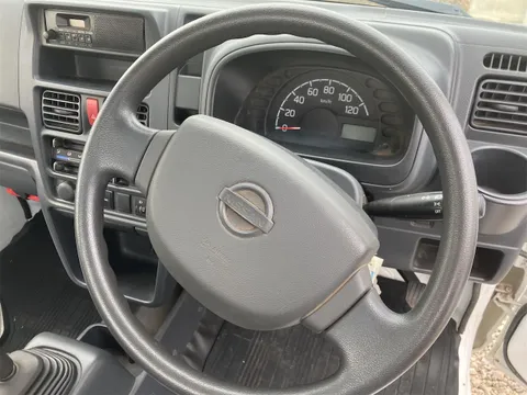 Nissan Clipper Truck