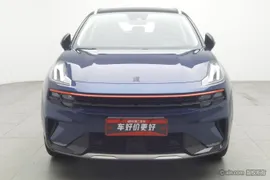 Lynk & Co 06