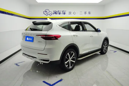 Haval F7