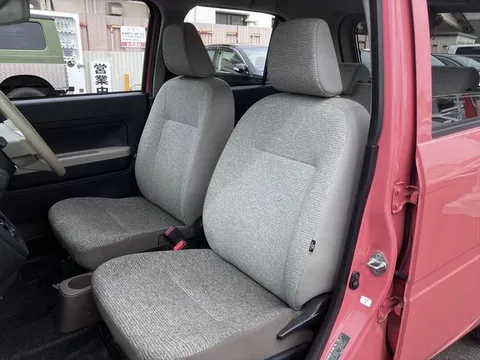 Daihatsu Mira Tocot