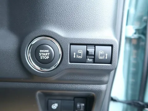Suzuki Spacia Gear