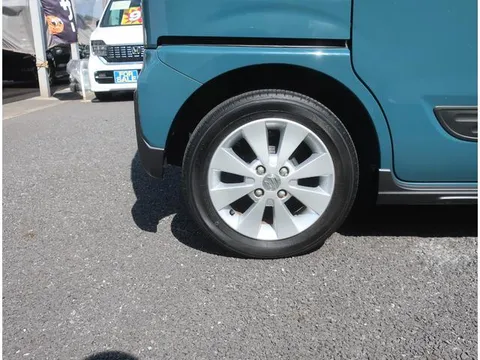 Suzuki Spacia Gear