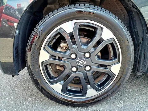 Toyota Pixis Mega