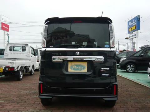 Suzuki Spacia Custom