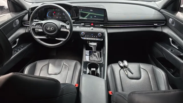 Hyundai Elantra (Avante)