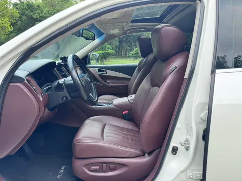 Infiniti QX50