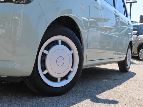 Daihatsu Mira Tocot
