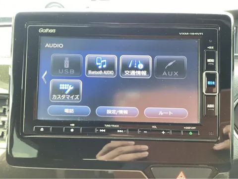 Honda N-BOX Custom