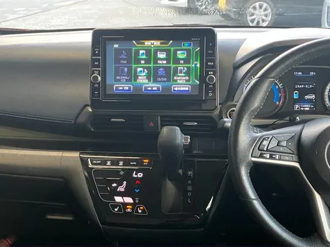 Mitsubishi eK X