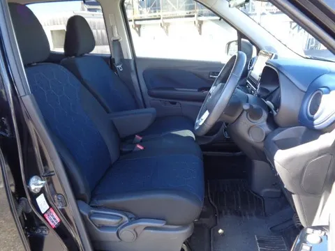 Mitsubishi eK X