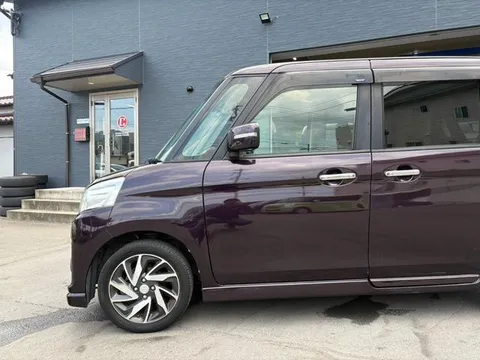 Suzuki Spacia Custom
