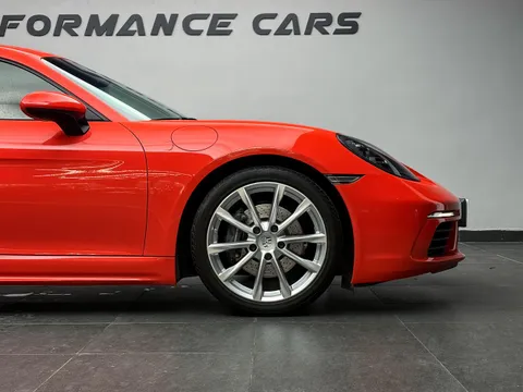 Porsche 718