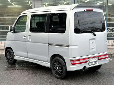 Daihatsu Atrai Wagon