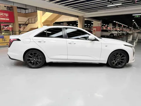 Cadillac CT4