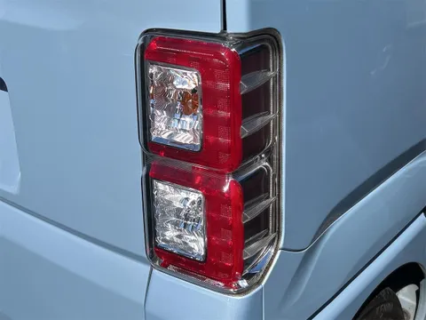 Toyota Pixis Mega