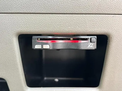 Toyota Pixis Space