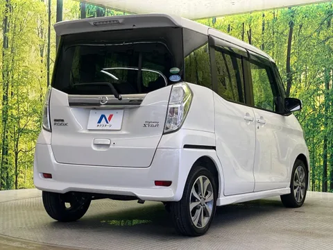 Nissan Dayz Roox
