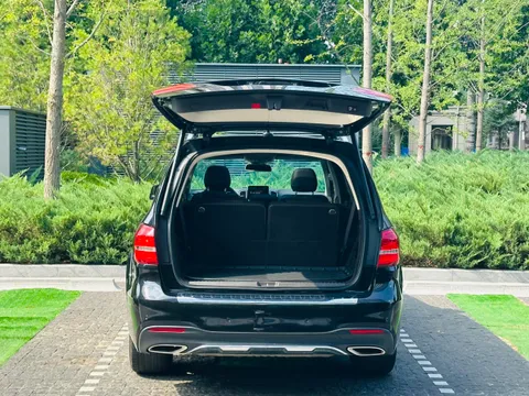 Mercedes-Benz Mercedes-Benz GLS