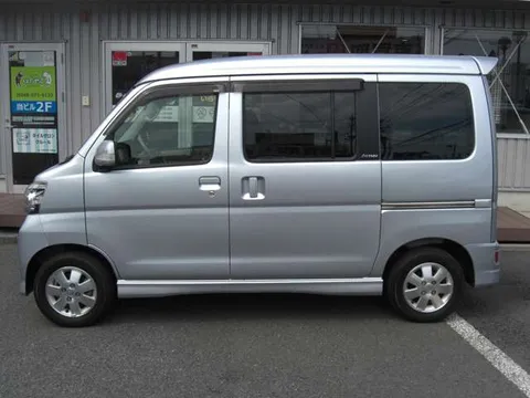 Daihatsu Atrai Wagon