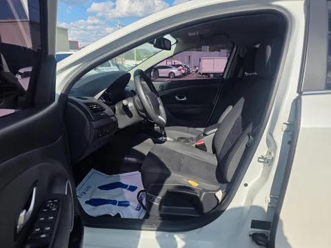 Renault SM3